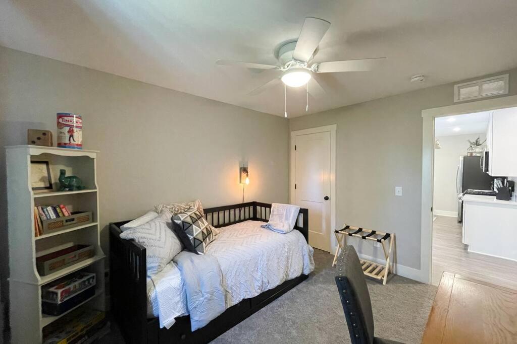 New Beautiful 3 Bedroom Condo In Bettendorf Exteriér fotografie