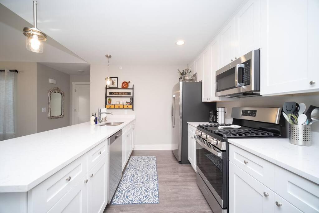 New Beautiful 3 Bedroom Condo In Bettendorf Exteriér fotografie