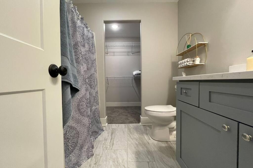 New Beautiful 3 Bedroom Condo In Bettendorf Exteriér fotografie