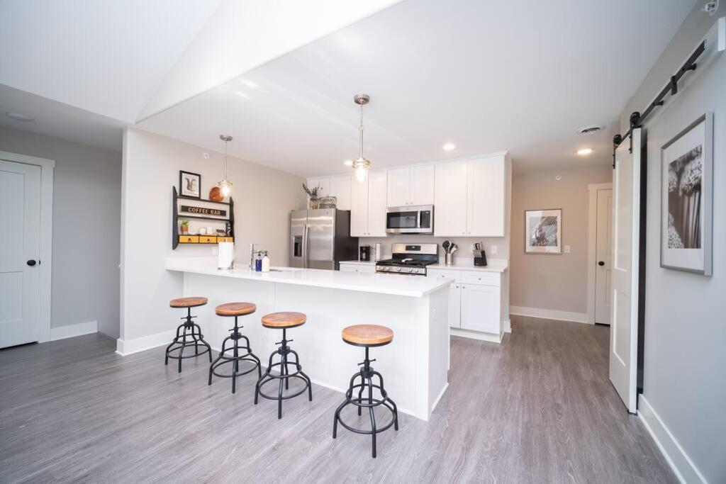 New Beautiful 3 Bedroom Condo In Bettendorf Exteriér fotografie